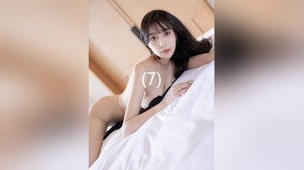 国产剧情调教系列第31部 高颜值女同性恋轻sm调教 舔B的姿势真的很专业