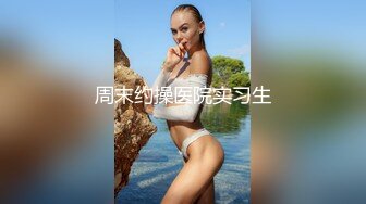 蓝色齐逼短裙女神本人比照片还漂亮 意不意外 惊不惊喜？