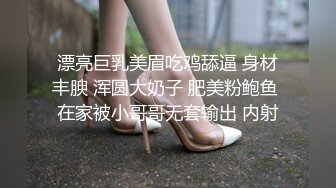 ⚫️⚫️极品人形小母狗！推特美少女福利姬【xiaoyunxianzi】喜欢户外极限露出，勇闯男厕学狗爬舔食小便池