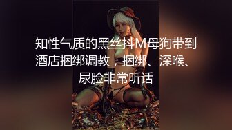 40岁知性美熟女被两个小伙子轮流满足【这个女的可以约，看下面的简阶】