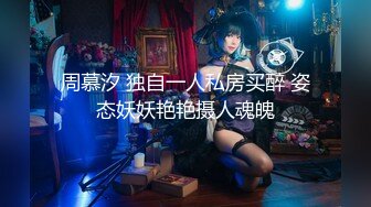   170CM花裙甜美小姐姐性格超好一来求抱抱，里面居然没穿内衣，撩下裙子白嫩奶子