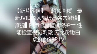 -服装店男老板与风韵犹存少妇员工收款台里偸偸打炮内射 崛起翘臀后入